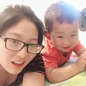 Meet your Posher, Evelyn